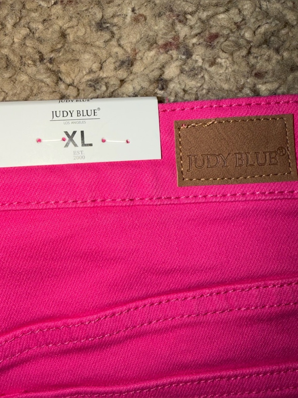 NWT JUDY BLUE MID RISE HOT PINK RAW HEM BUTTON UP STRETCH SHORTS / SIZE XL - Picture 5 of 6